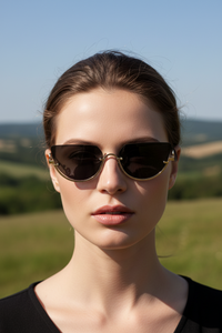 ZOÉVA – Cat Eye Sunglasses with UV400 Protection & Lightweight Metal Frames